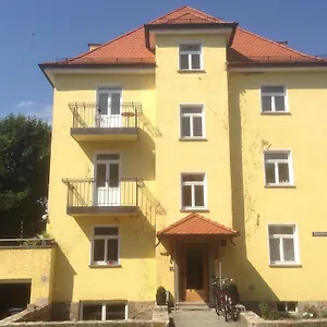 Achtzimmer Gasthof
