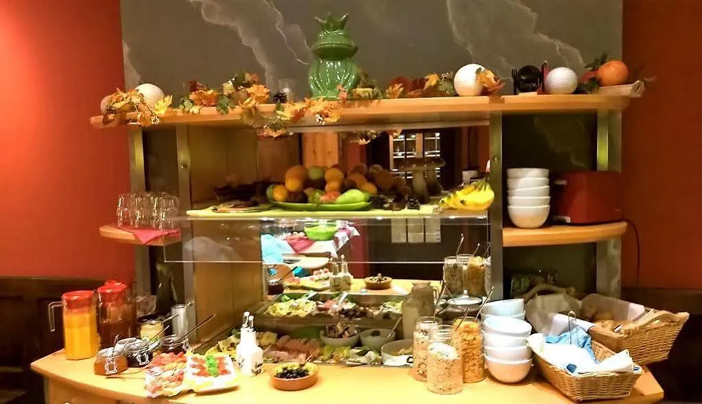 Hotel Kunterbunt In Wuerzburger Innenstadt